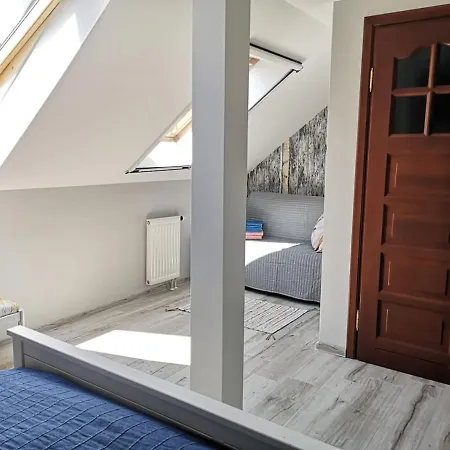 Wodna Ostoja Z Pokojem Zabaw Nad Jeziorem Apartment
