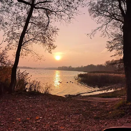 Wodna Ostoja Z Pokojem Zabaw Nad Jeziorem * Buczki