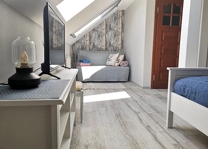 Wodna Ostoja Z Pokojem Zabaw Nad Jeziorem