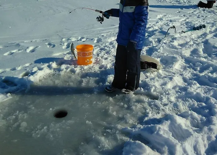 Wodna Ostoja Z Pokojem Zabaw Nad Jeziorem