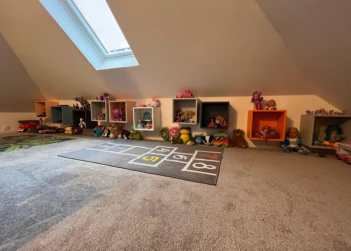 Wodna Ostoja Z Pokojem Zabaw Nad Jeziorem