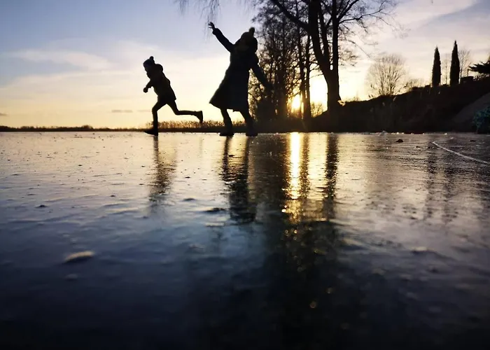 Apartment Wodna Ostoja Z Pokojem Zabaw Nad Jeziorem *